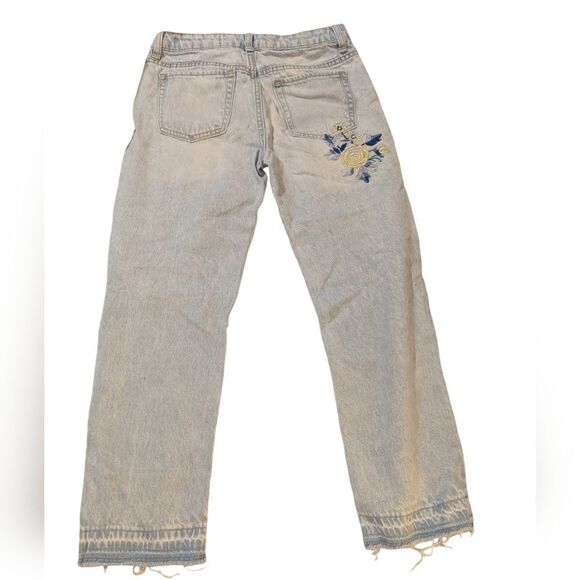 Gap Disney Princess Girls  embroidered jeans size 14 - Picture 2 of 12